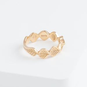 Leaf milgrain rose gold ring with diamond