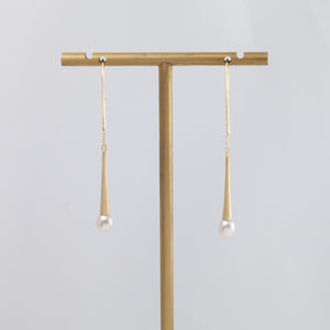 Raindrop one-of-a-kind pearl hook earrings
