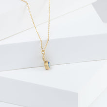Load image into Gallery viewer, Leaf one-of-a-kind bicolor sapphire necklace
