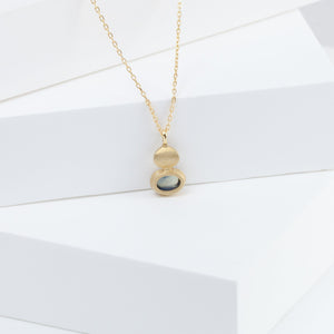 Leaf one-of-a-kind bicolor sapphire necklace