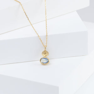 Leaf one-of-a-kind bicolor sapphire necklace