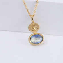 Load image into Gallery viewer, Leaf one-of-a-kind bicolor sapphire necklace
