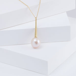 Raindrop one-of-a-kind pearl necklace