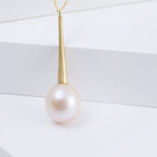 Load image into Gallery viewer, Raindrop one-of-a-kind pearl necklace
