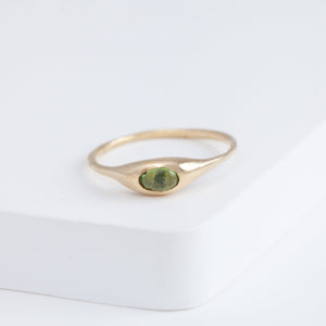 Yui light green tourmaline ring