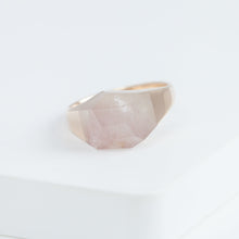 Load image into Gallery viewer, Mini rock crystal lithium in quartz ring - rose gold plated silver
