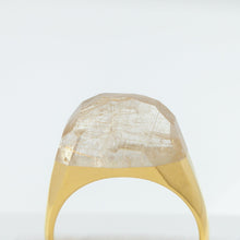 Load image into Gallery viewer, Mini rock faceted round rutilated quartz ring
