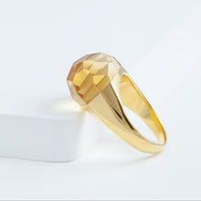 Load image into Gallery viewer, Mini rock faceted round citrine quartz ring
