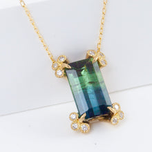 Load image into Gallery viewer, Spread two tone green tourmaline necklace
