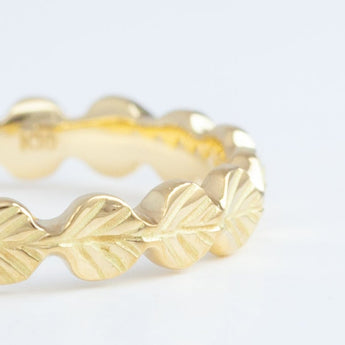 Leaf 3.4mm yellow gold ring (high-shine)
