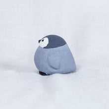 Load image into Gallery viewer, montomi - Penguin
