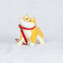 Load image into Gallery viewer, montomi - Shiba who doesn’t want to go home
