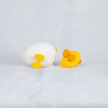 Load image into Gallery viewer, montomi - Duck with duckling
