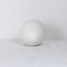 Load image into Gallery viewer, Yohaku - Procelain aroma stone Egg
