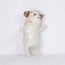 Load image into Gallery viewer, Yukurite - Ceramic wall decoration sheep
