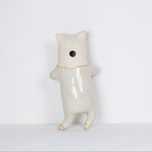 Load image into Gallery viewer, Yukurite - Ceramic wall decoration white cat
