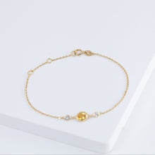 Load image into Gallery viewer, Gemstone yellow and white sapphire bracelet
