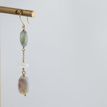 Load image into Gallery viewer, Confetti earrings
