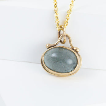Roma moss aquamarine necklace with diamonds