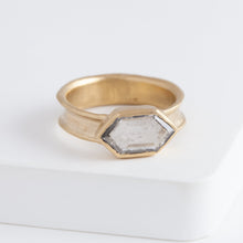 Load image into Gallery viewer, Florentine OOAK diamond ring
