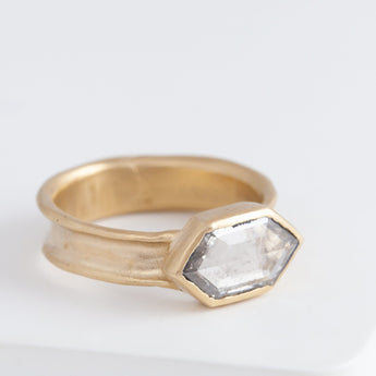 Florentine OOAK diamond ring
