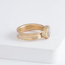 Load image into Gallery viewer, Florentine OOAK diamond ring
