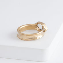 Load image into Gallery viewer, Florentine OOAK diamond ring
