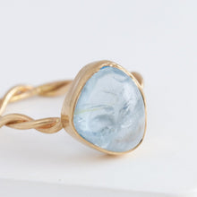 Load image into Gallery viewer, Twig Aquamarine ring
