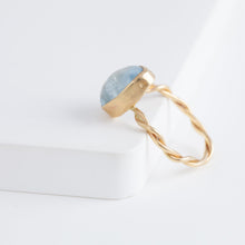 Load image into Gallery viewer, Twig Aquamarine ring
