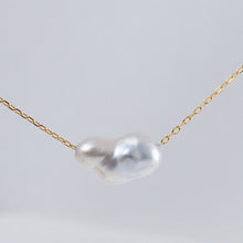Load image into Gallery viewer, Kidney white pearl necklace
