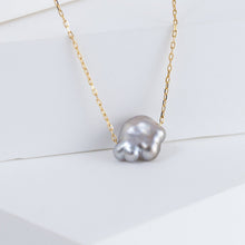 Load image into Gallery viewer, Kidney black pearl necklace
