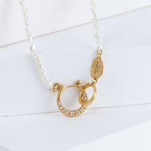 Load image into Gallery viewer, Hung necklace with Sazare small white akoya pearl (#6065)
