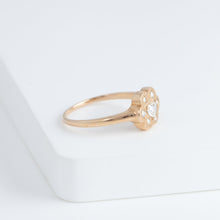 Load image into Gallery viewer, Cotton flower OOAK heart diamond ring
