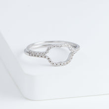 Load image into Gallery viewer, Cotton flower silhouette diamond ring (small white gold)
