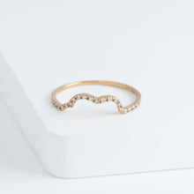 Load image into Gallery viewer, Cotton flower silhouette diamond ring (large yellow gold)
