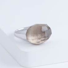 Load image into Gallery viewer, Mini rock faceted round smoky quartz ring - silver
