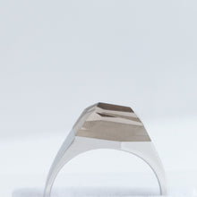 Load image into Gallery viewer, Mini rock crystal smoky quartz ring - silver
