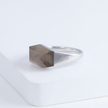 Load image into Gallery viewer, Mini rock crystal smoky quartz ring - silver
