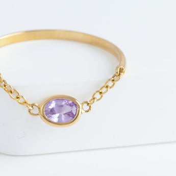 Gemstone oval purple sapphire chain ring