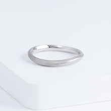 Load image into Gallery viewer, Currents 2.3mm platinum ring with pave diamonds
