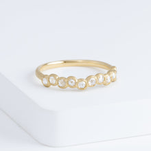 Load image into Gallery viewer, Pebble little diamond ring
