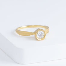 Load image into Gallery viewer, Tullip solitaire diamond ring (made-to-order)

