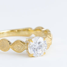 Load image into Gallery viewer, Leaf solitaire diamond ring (made-to-order)
