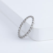 Load image into Gallery viewer, Twist diamonds platinum ring

