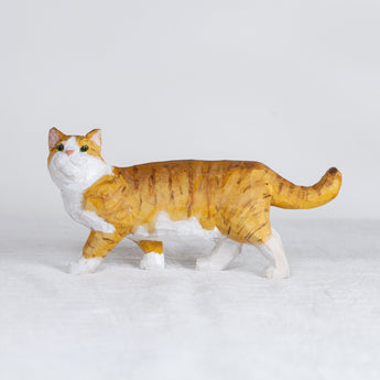 Ryoji Bannai - #2602 Brown and white tabby walking cat