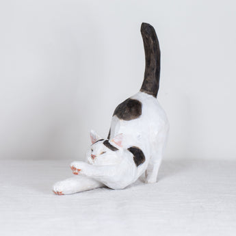 Ryoji Bannai - #2603 Black and white stretching cat