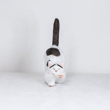 Load image into Gallery viewer, Ryoji Bannai - #2603 Black and white stretching cat
