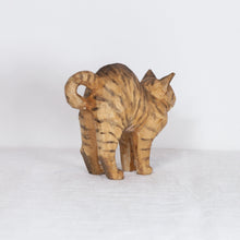 Load image into Gallery viewer, Ryoji Bannai - #2611 Brown tabby stretching cat

