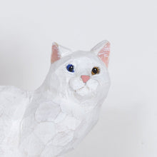 Load image into Gallery viewer, Ryoji Bannai - #2614 White odd eye side sitting cat
