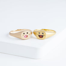 Load image into Gallery viewer, Small oval mouth face signet ring with sparkly cheeks
